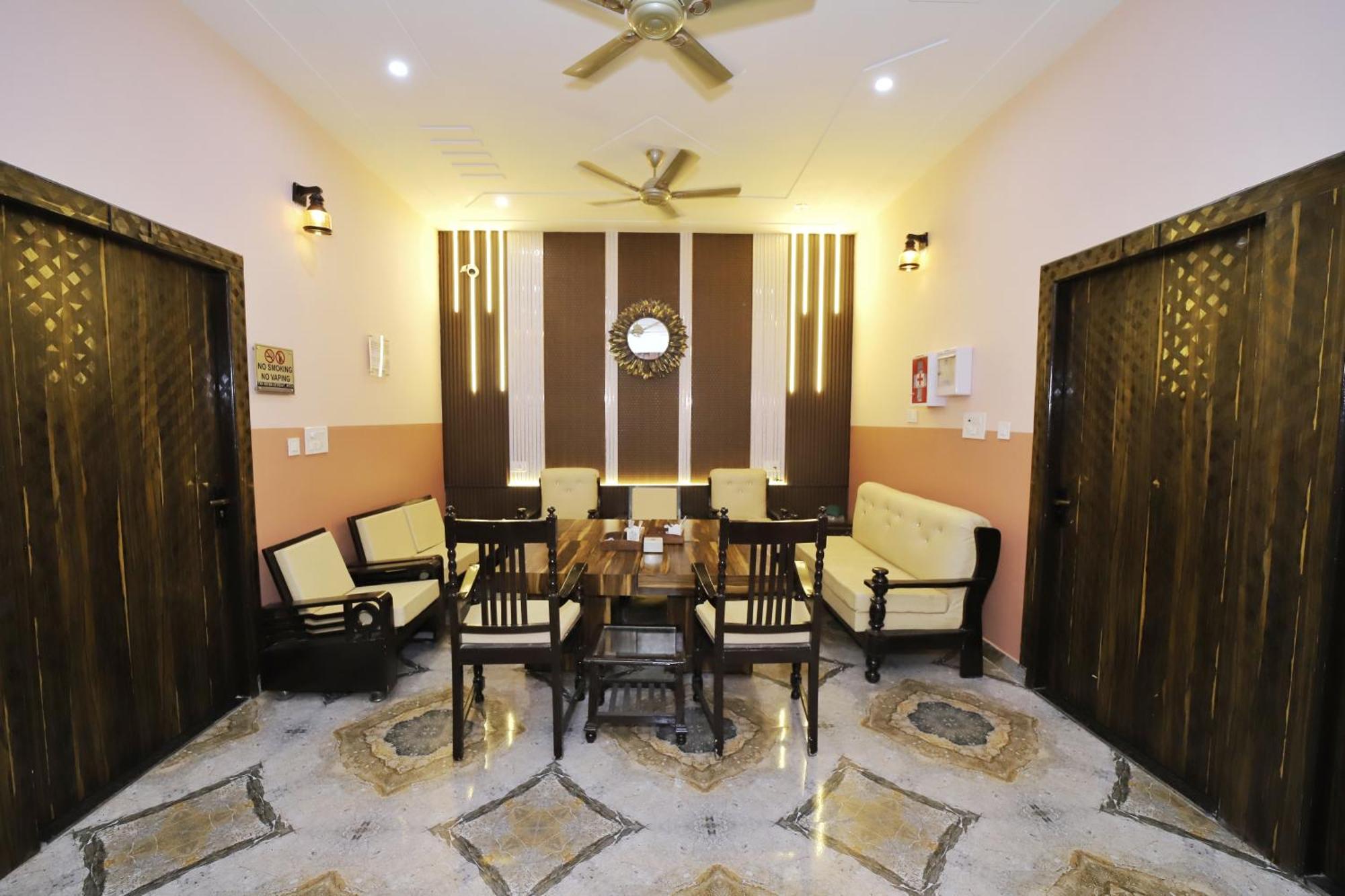 Appartamento The Orchid Retreat Agra  Esterno foto