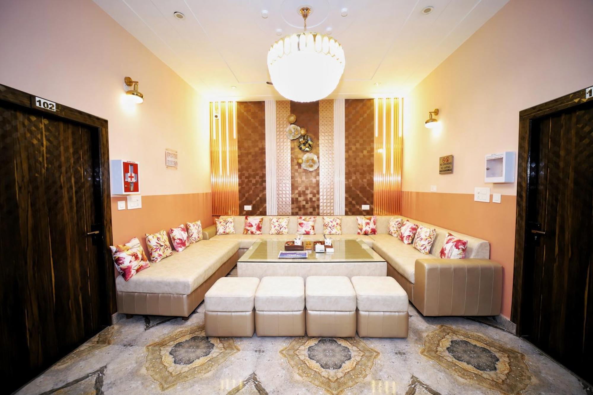 Appartamento The Orchid Retreat Agra  Esterno foto